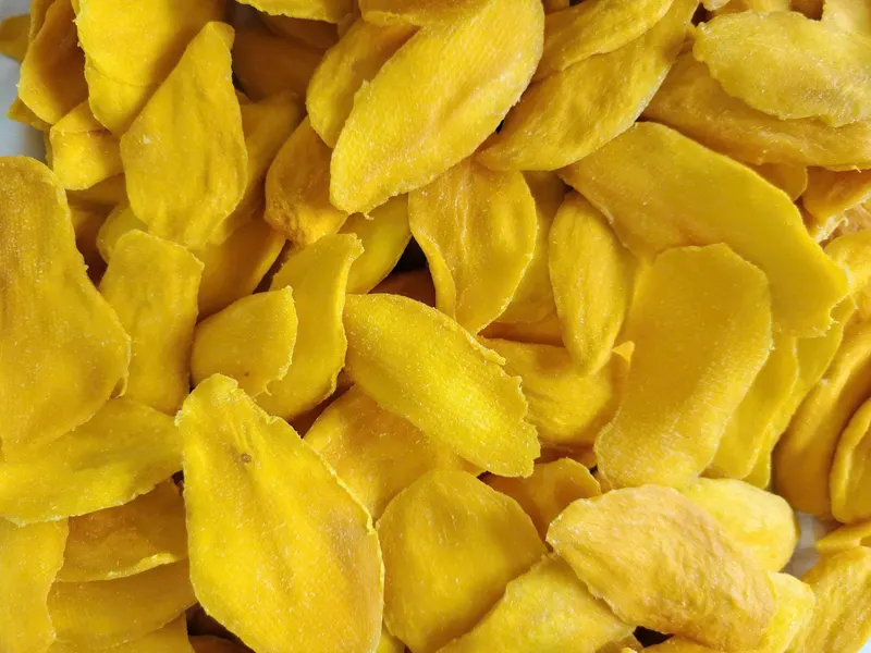 No-sugar-added soft-dried mango slices — KHAMACO.